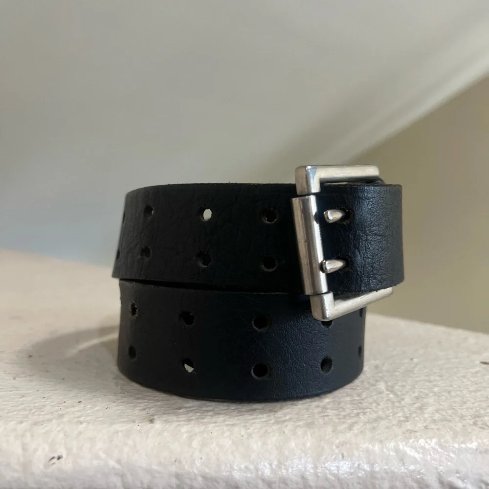Unisex black‎ leather Silver Tone Double Prong Belt size 40 casual work western